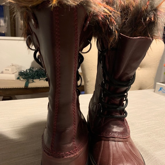 Sorel Joan of Artic Wine Boots rainbow faux fur - Picture 5 of 13